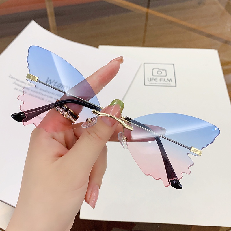 Kính mát gọng hình bướm phong cách Âu Mỹ mới dành cho nữ