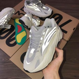 Giày sneaker yz700 phản quang tăng chiều cao rẻ nhất