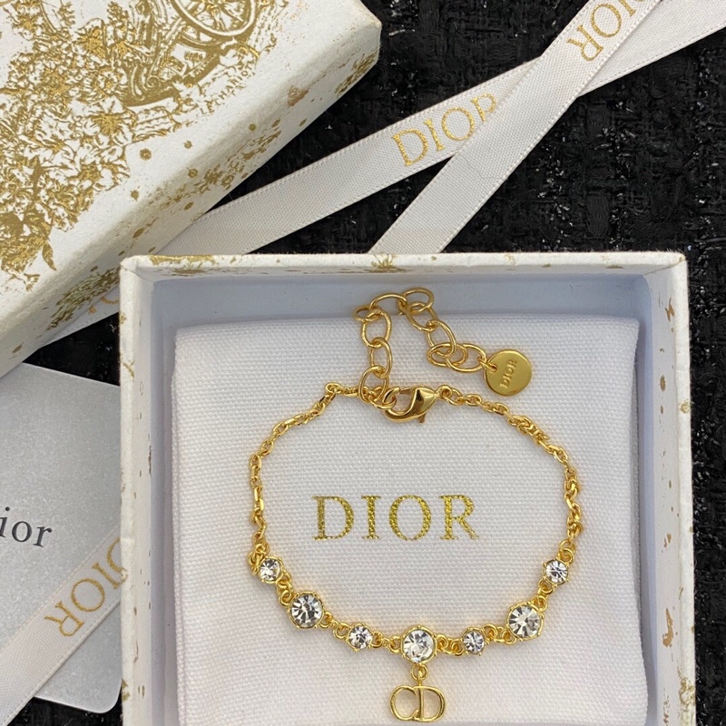 Lắc tay nữ mạ vàng cao cấp đính đá siêu đẹp chữ CD Dior
