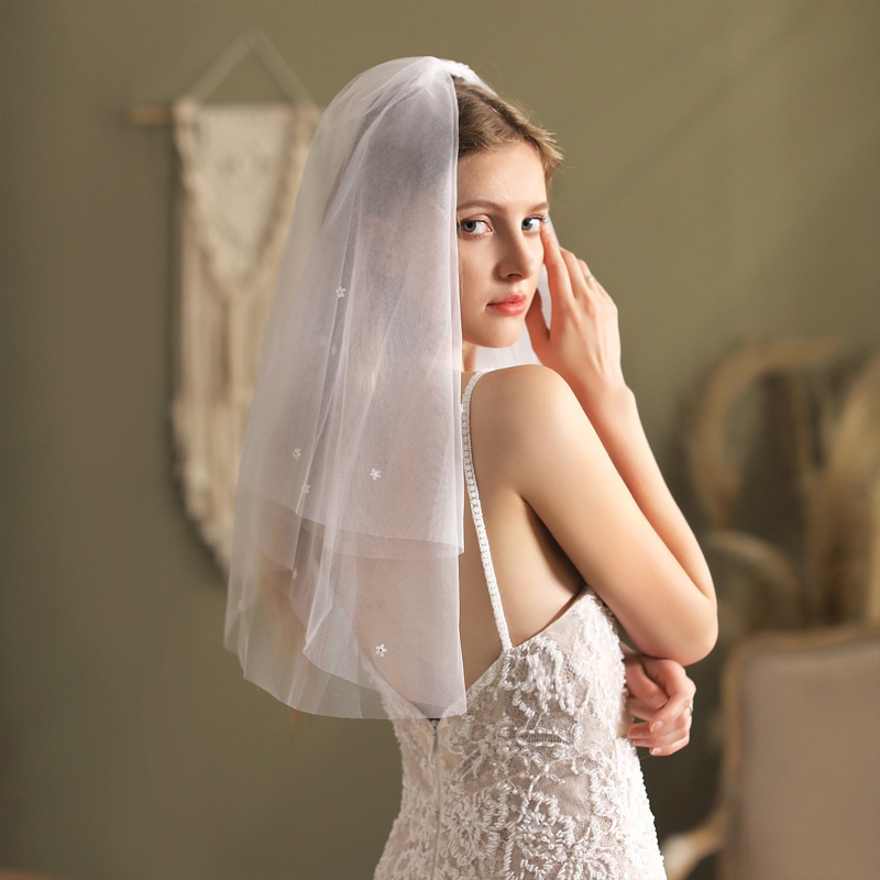 Mạng Che Mặt Cho Cô Dâu Với Cạnh Cắt Ngắn Vải Tuyn Và Hoa Nhựa Mini 2 Lớp