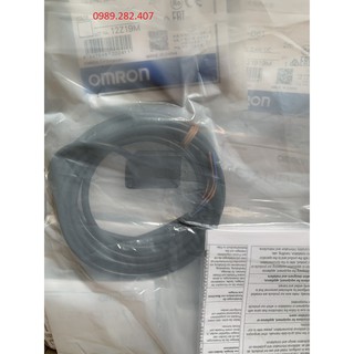 Cảm biến quang Omron E3Z-D81 2M