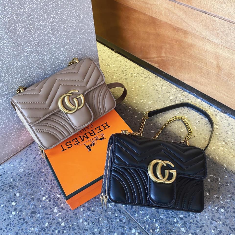 Túi CG 2 màu đen, be bản mới 2021 mã h47 DC.Fashion