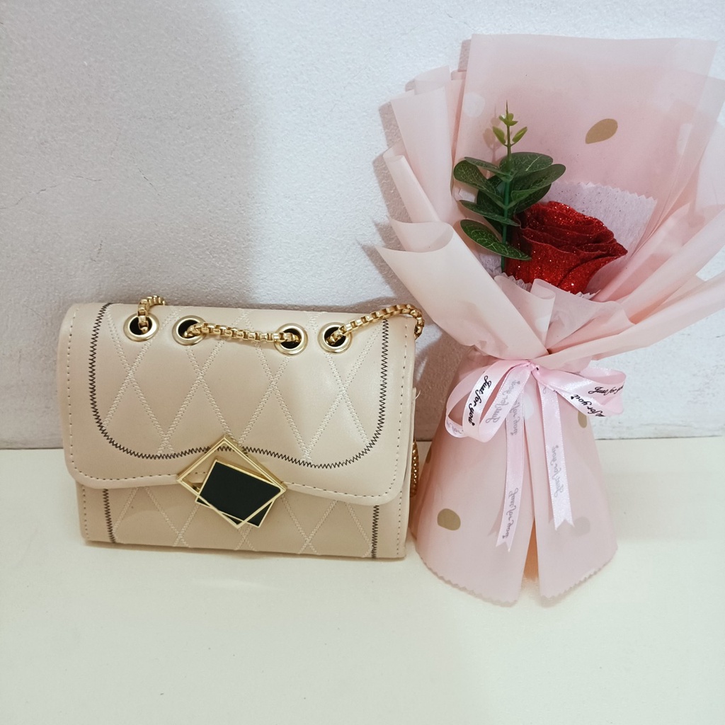 Túi Xách Nữ Có Dây Đeo Chéo Khóa Gương A03