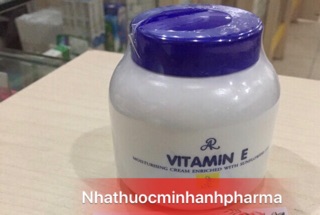 Kem dưỡng ẩm Vitamin E ( Aron )