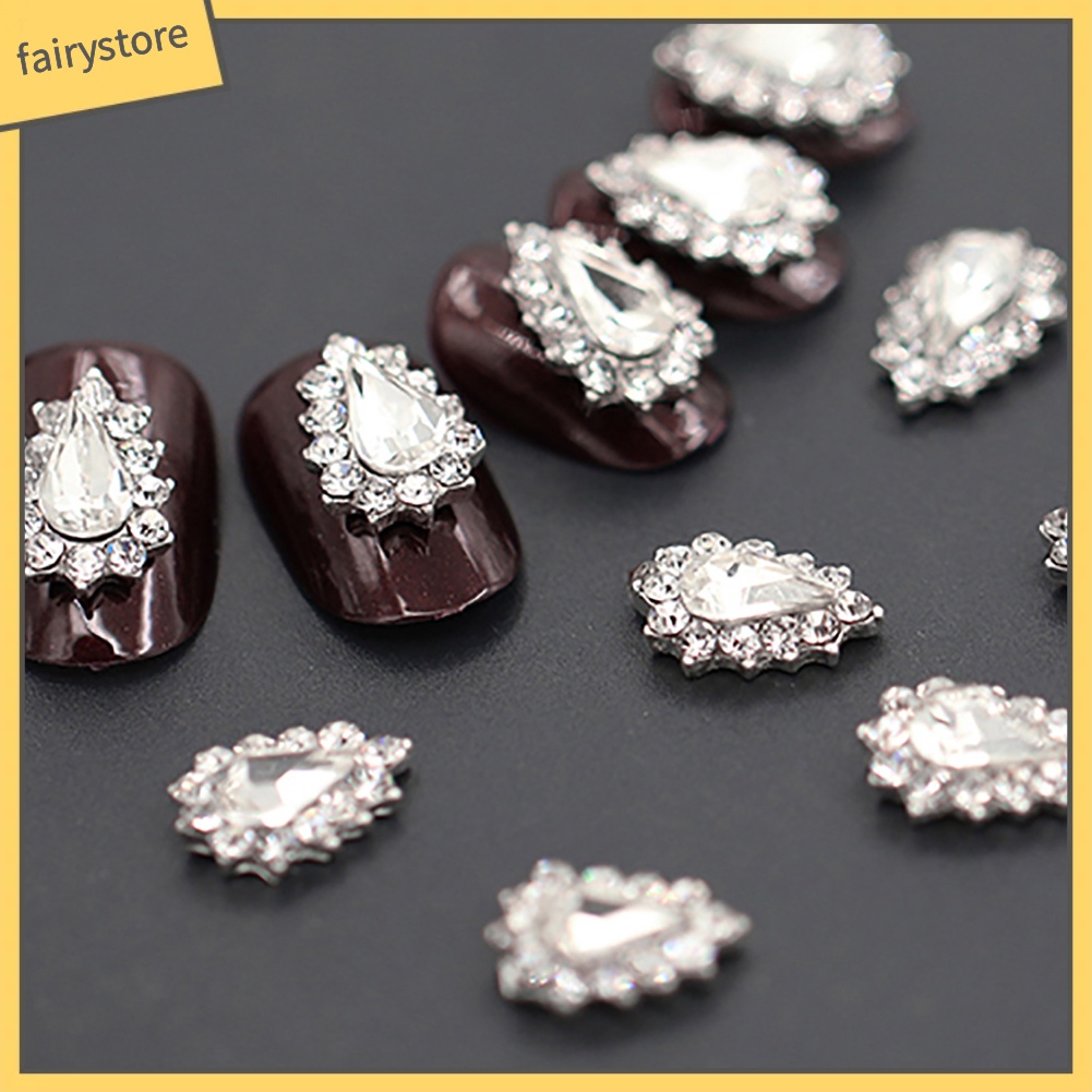 Set 10 Phụ Kiện Trang Trí Móng Tay 3D Hình Nơ Xinh Xắn