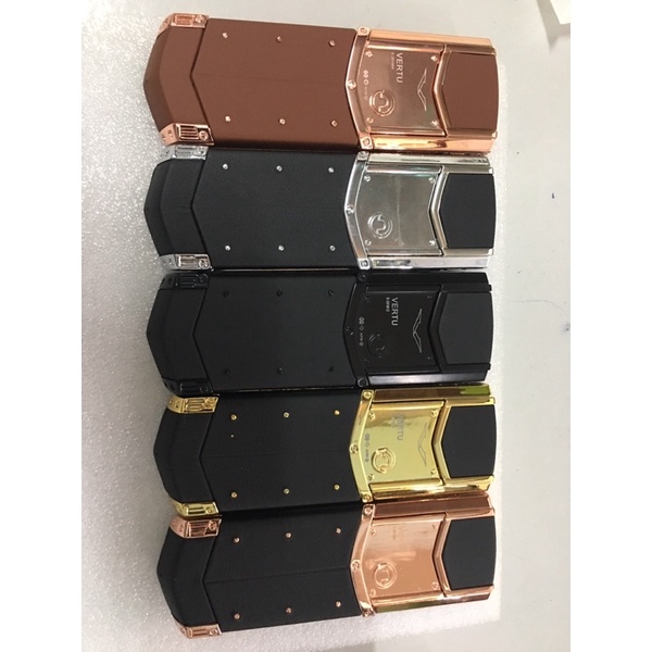 Điện thoại VTU K8 da- đen vàng- 2 sim 2 sóng