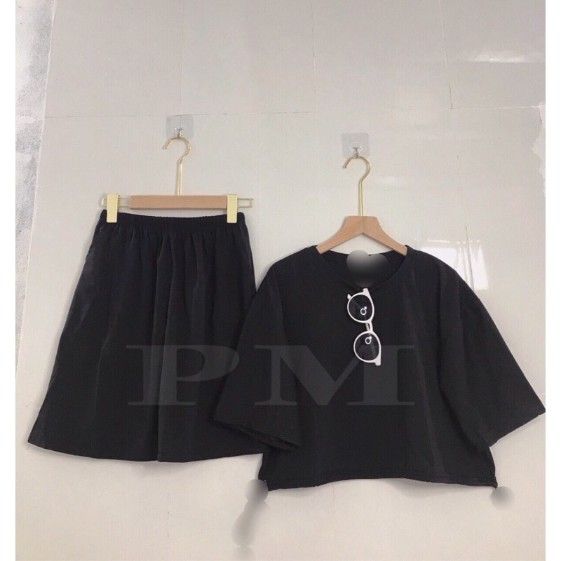 BỘ ĐÙI TRƠN CROPTOP