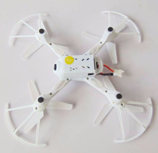 Máy bay điều khiển QUADCOPTER HX750Drone 6 kênh điều khiển