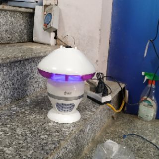 Đèn bắt muỗi đa năng Comet CM308