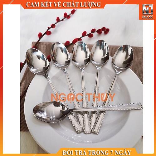 Muỗng súp ăn cơm kiểu dáng caro cao cấp