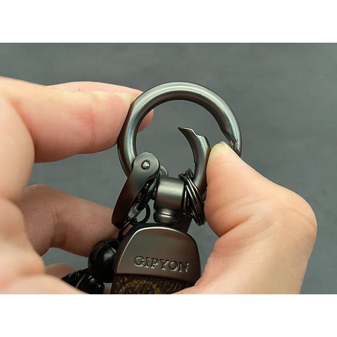 Móc khóa cute KuuClothes ô tô anime màu đen xanh chết liệu cao su nhựa siêu bền - Móc Khoá Phi Hành Gia