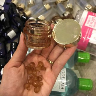 Viên nang Estee Lauder