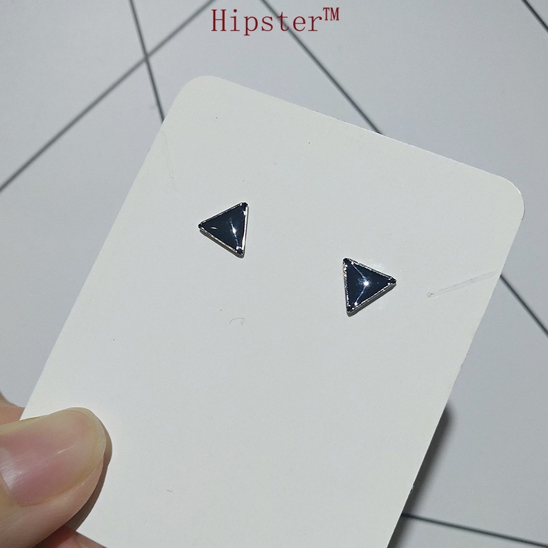 Khuyên Tai Bạch Kim Hình Tam Giác Màu Đen Phong Cách Hip Hop