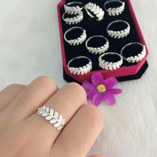 NHẪN LÁ ĐÍNH ĐÁ SIEU XINH
