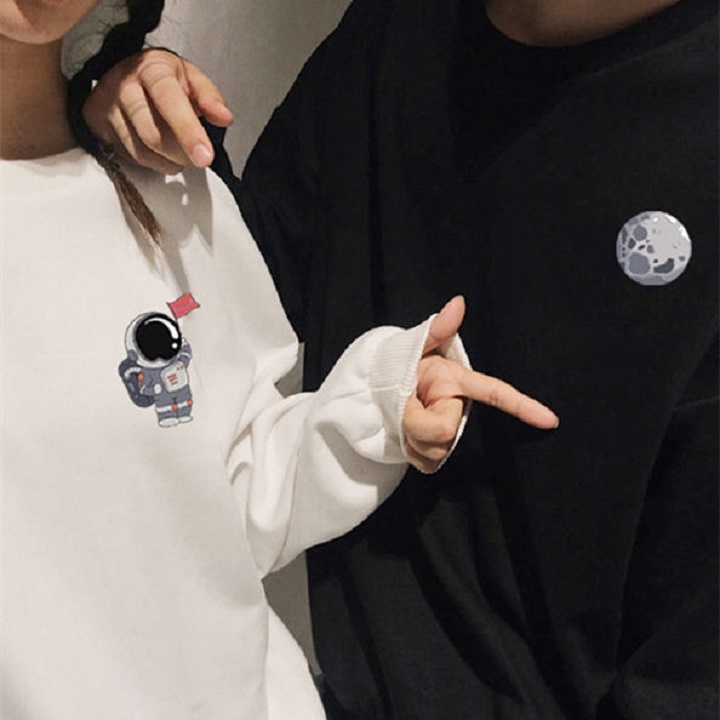 Áo thun ZHELIHANGFEI nỉ tay dài dáng rộng in chữ trẻ trung hợp thời trang cho cặp đô