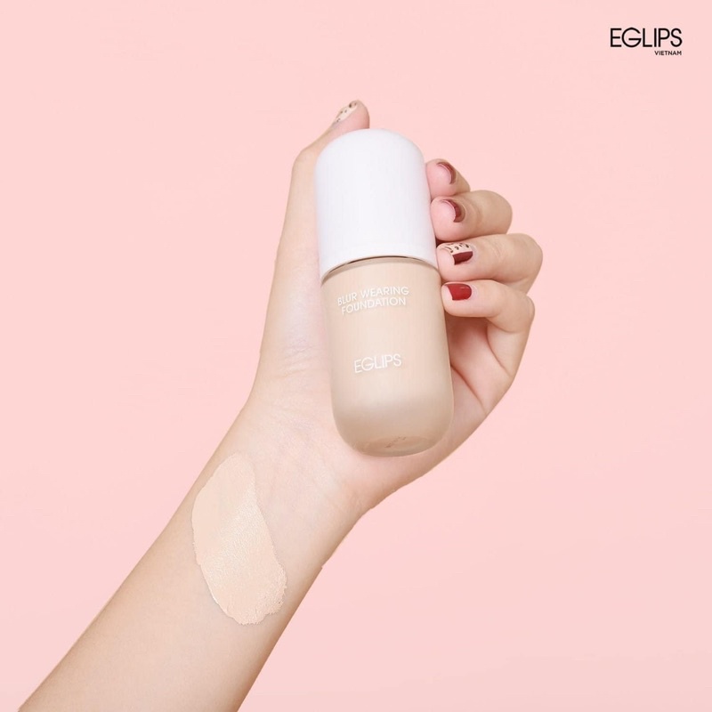 Kem nền Eglips Blur Wearing Foundation