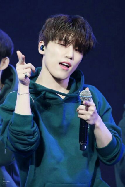 ÁO KHOÁC SEVENTEEN