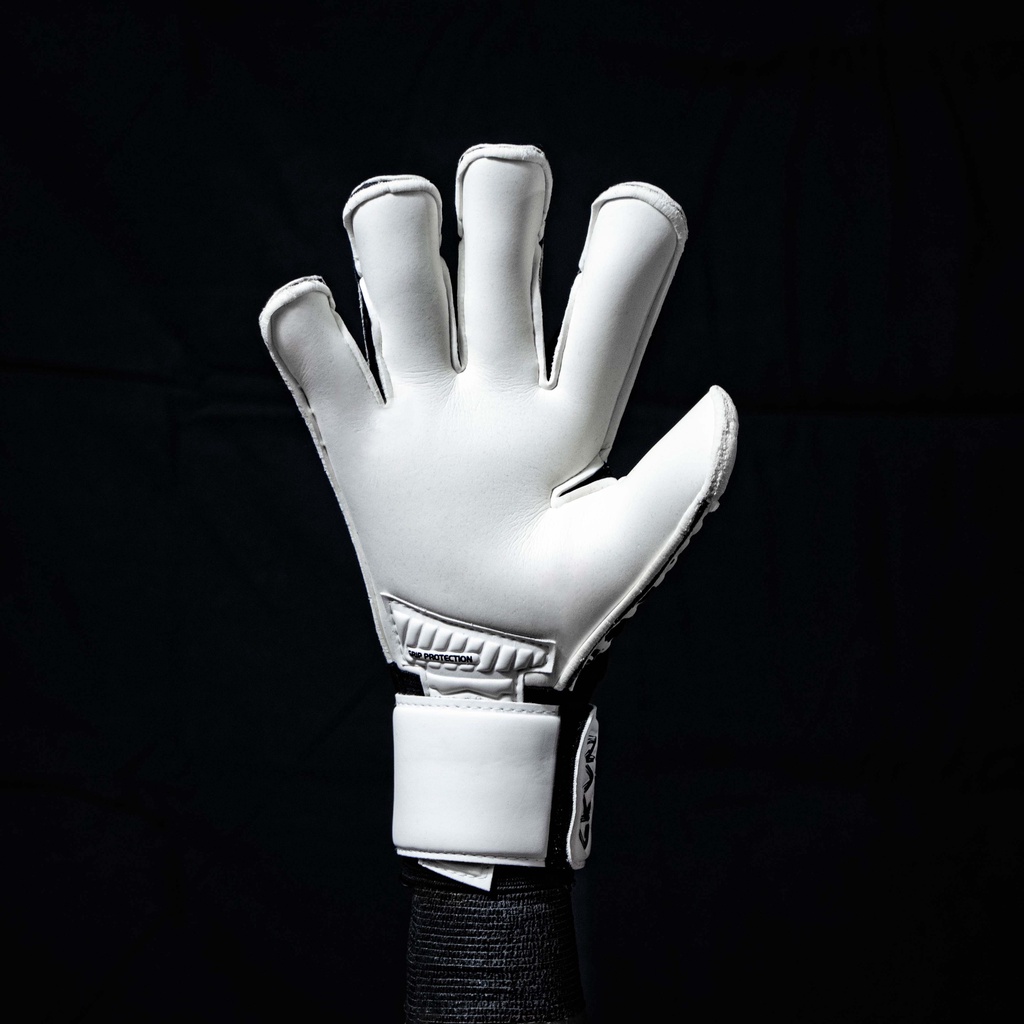 Găng tay thủ môn GKVN Đời Ergocut