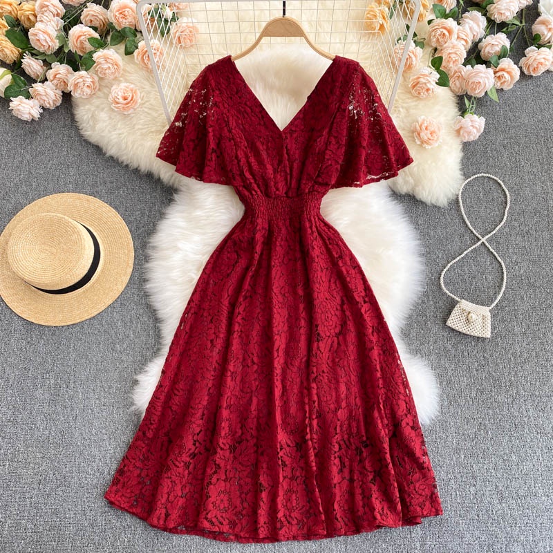 Váy ren dáng dài đi biển chất ren đẹp freesz