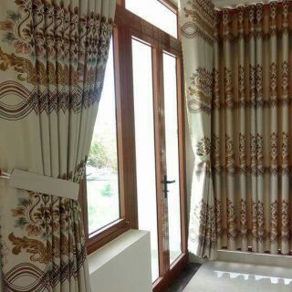 Rèm đục lỗ ode rộng 3m9 cao 2m5 chất nhung dệt hoa văn
