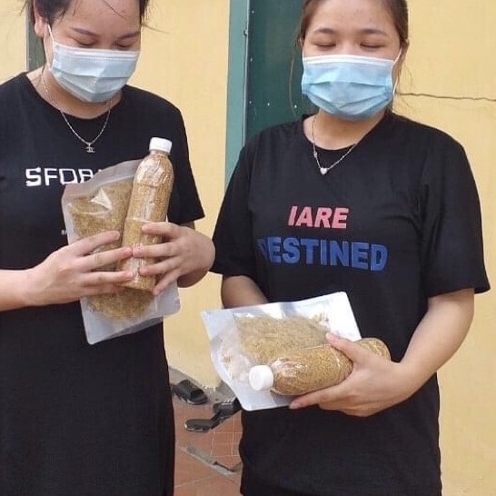 Ruốc thịt lợn ngon / sản phẩm tiện lợi.