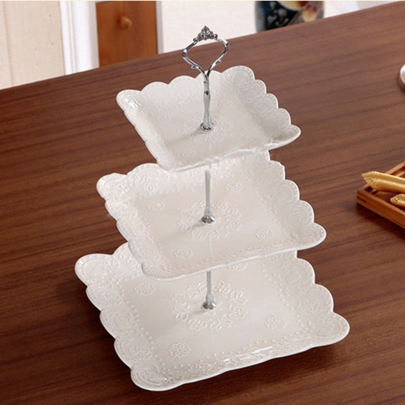 Giá Đỡ Bánh Kẹo 3 Tầng Tiện Dụng Cho Tiệc Cưới