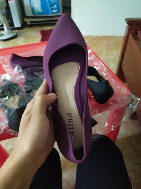 Giày cao su dẻo êm chân tuyệt đối | BigBuy360 - bigbuy360.vn