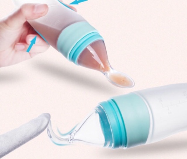 Bình ăn dặm thần thánh . Bình thìa silicon ăn dặm siêu mềm cho bé.axin