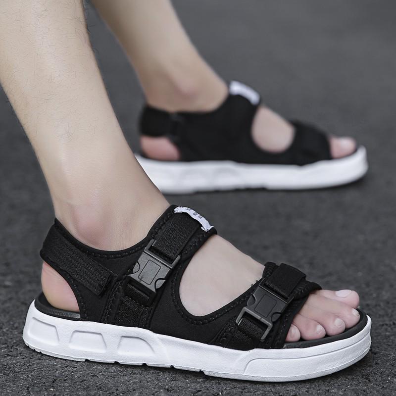 Giày sandal nam phong cách Hàn Quốc thời trang