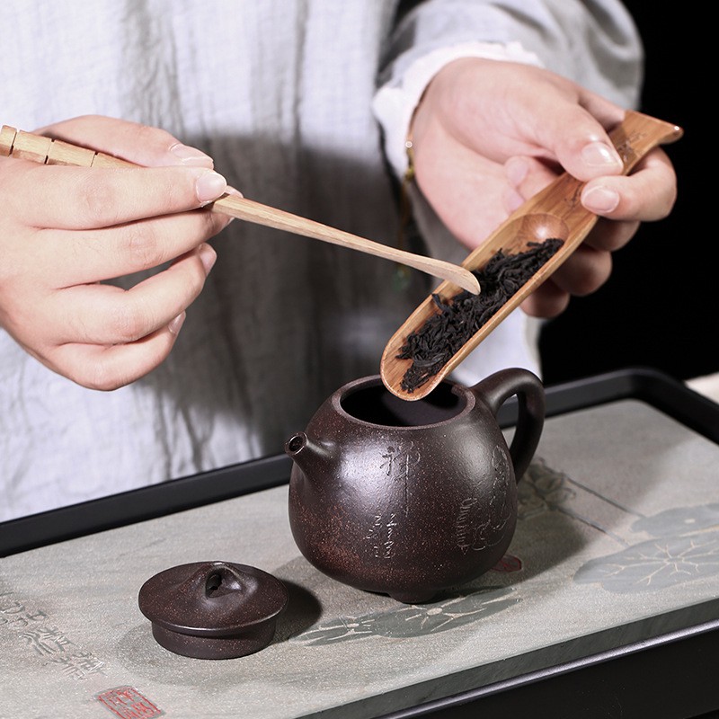 Ấm Tử Sa Nghi Hưng Thạch Biều Cao 205 ml