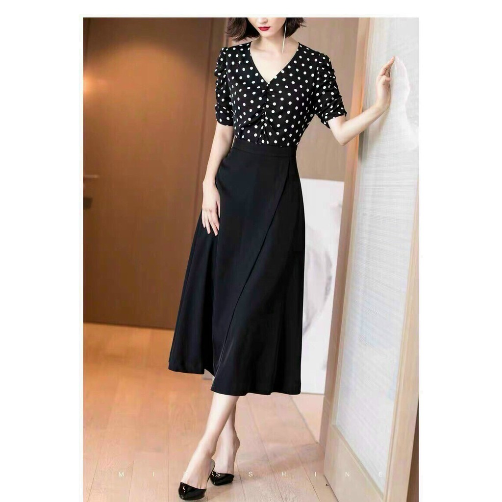 SET ÁO BI CỔ V CHÂN VÁY XOÈ ĐEN ĐẮP CHÉO - 20Xcloset
