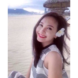 Hoa sứ cài tóc xinh xinh