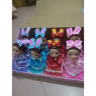 Trứng đồ chơi barbie