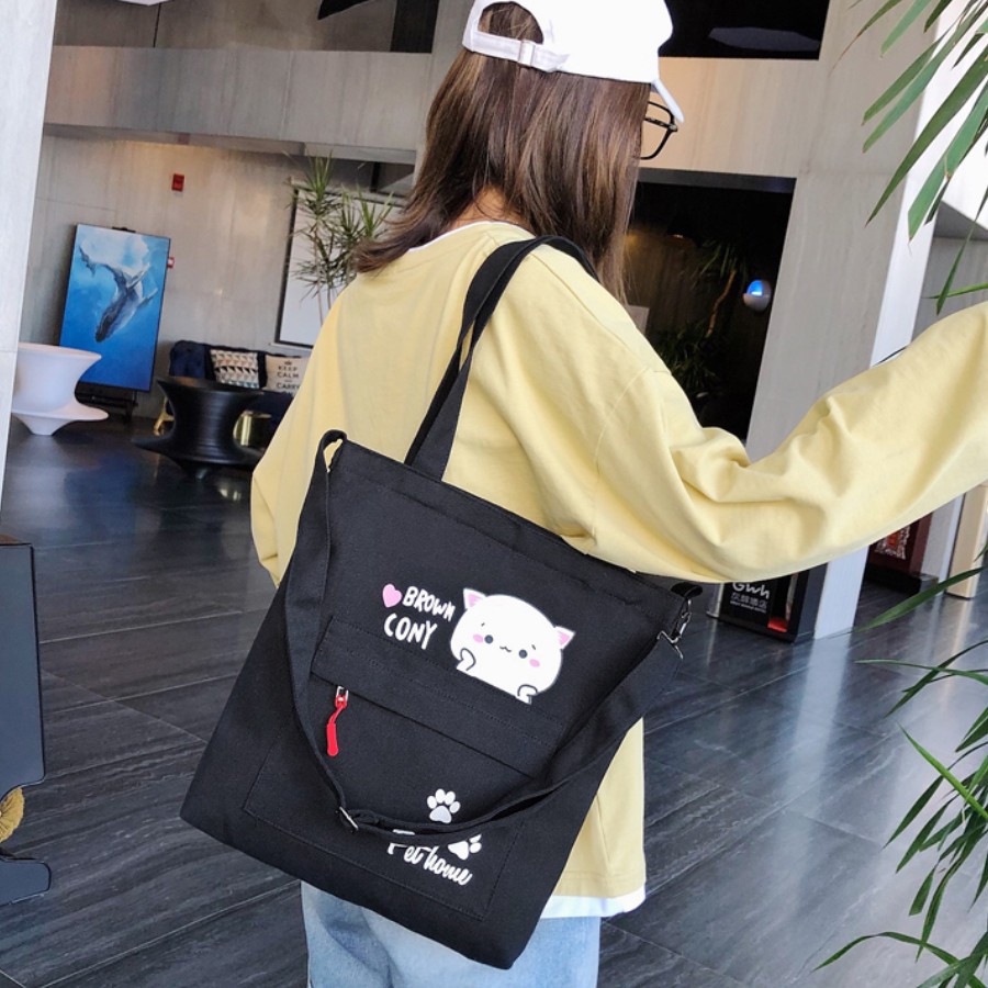 Túi vải tote đeo chéo 2 phong cách, túi đeo chéo canvas kết hợp 2 kiểu dây in chữ brown cony có khoá kéo trẻ trung