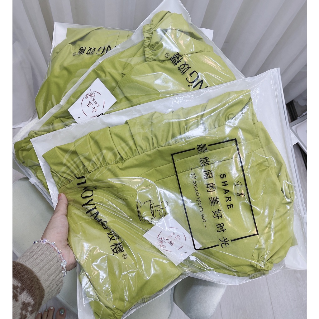 Váy babydoll Xanh cốm thắt nơ sau lưng cổ Vuông tay bồng dáng xòe hàng thiết kế sang chảnh dễ thương | BigBuy360 - bigbuy360.vn