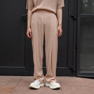 Quần dài ống suông hiệu ứng xếp ly be 21ST URBAN Comfy Pleated
