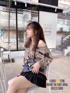 Áo Tờ Báo Trễ Vai