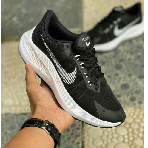 Giày Nike Running Zoom Winflo 34 (20) Black/White Nam/Nữ [Chính Hãng - FullBox]