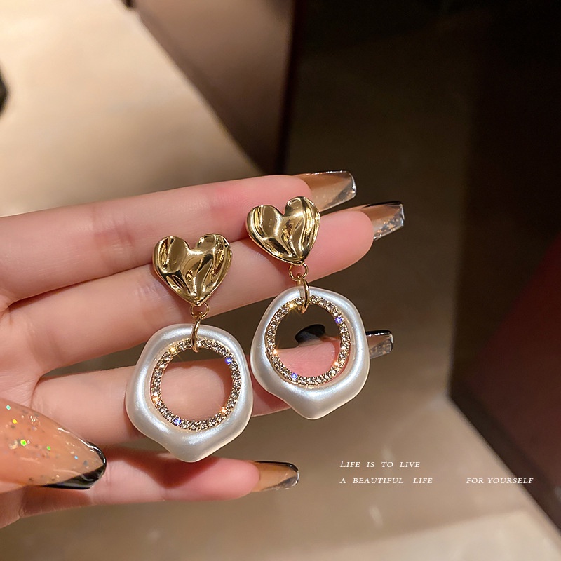 Đôi Bông Tai Hình Tròn Đính Ngọc Trai Thời Trang Hàn Quốc Cho Nữ