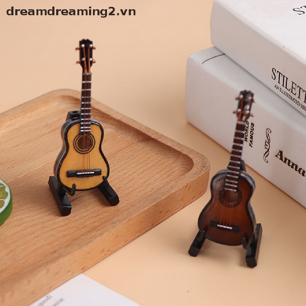 Set mô hình đàn guitar phong cách cổ điển mini dành cho trang trí