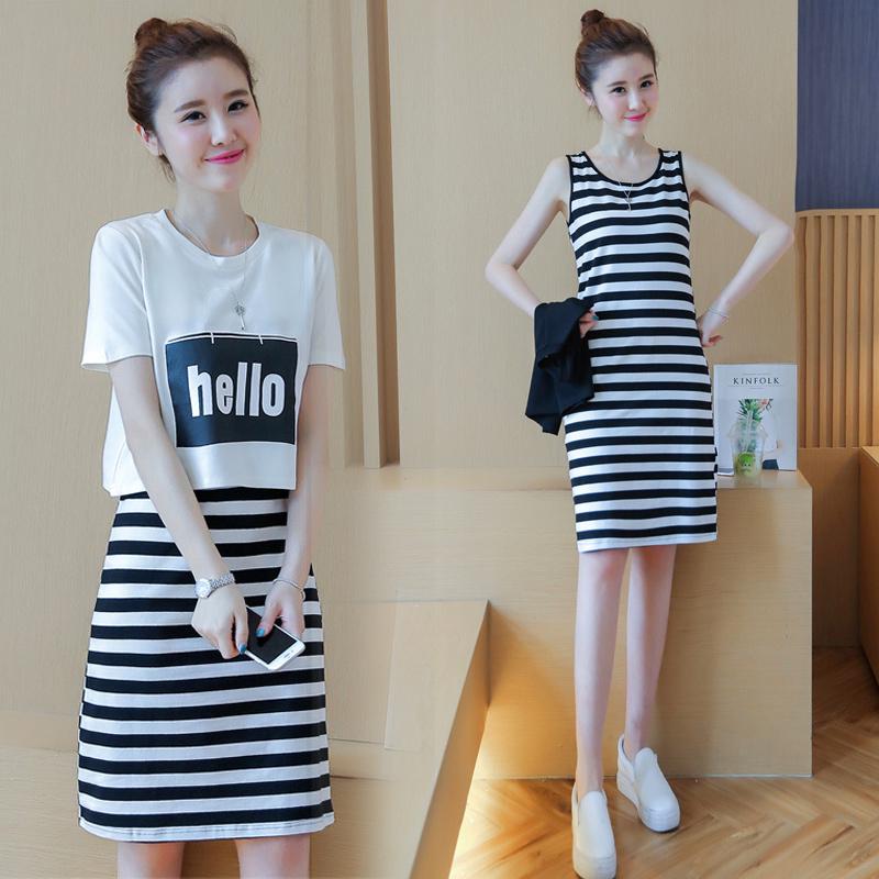 Set áo thun kèm đầm không tay kẻ sọc xinh xắn cho nữ