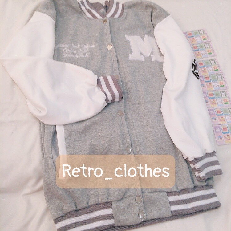 🍂 [Ảnh thật/Tự chụp] Áo Bomber Chữ M Màu Xám Nam Nữ Form Rộng Mặc Đôi | BigBuy360 - bigbuy360.vn