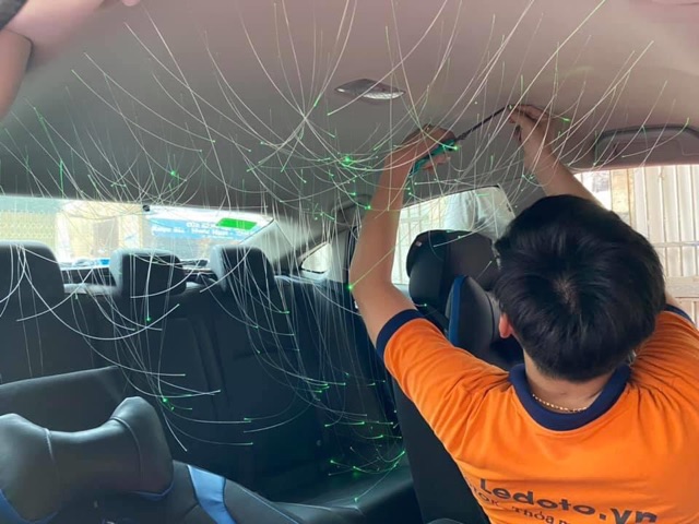 Đèn Led Trần sao rơi dùng App điện thoại và khiển từ xa