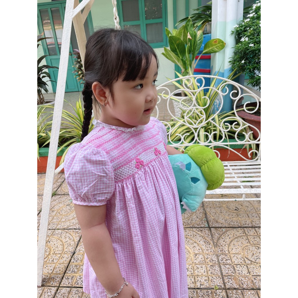 Váy đầm bé gái + HÌNH THẬT MẪU MẶC [ 💝 HÀNG ĐỘC QUYỀN 💖 ] Đầm smock thêu tay caro hồng - hoa cúc phối ren cổ