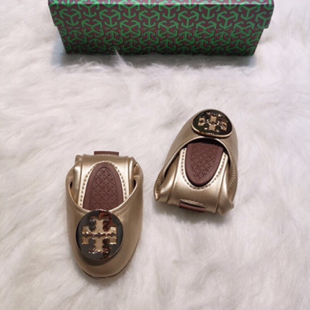 Giày tony burch xuất dư