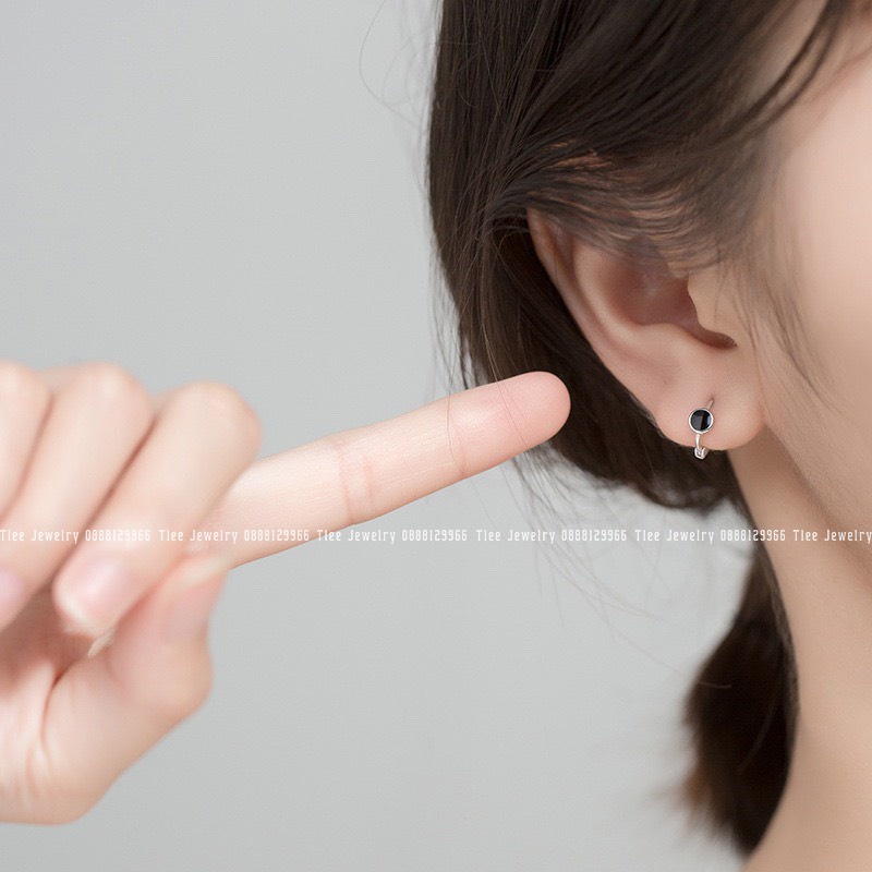 Khuyên tai bạc TLEE tròn mặt đá đen hình khối tròn mini  đường kính 0,8cm TleeJewelry B0289