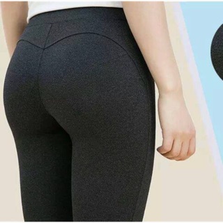 Quần legging nâng mông Aos chất dày dặn, không bai xù.