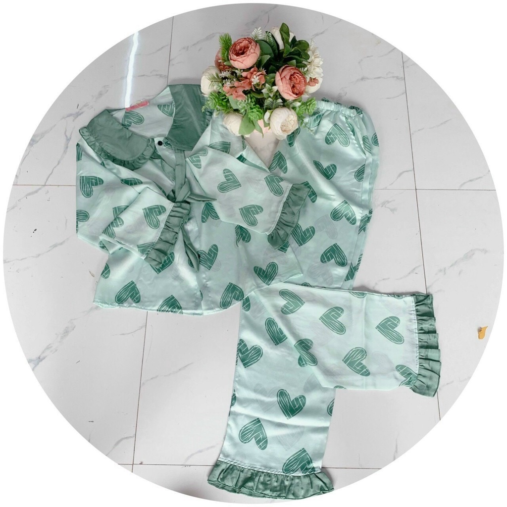 Bộ Pijama lụa mặc nhà nữ họa tiết viền bèo dài tay