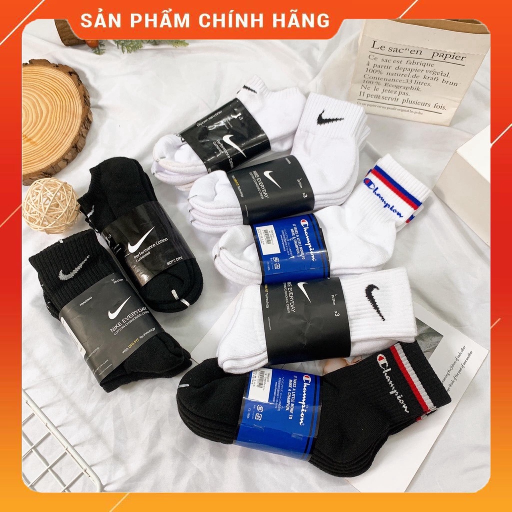 Tiệm Giày 2Hand - Tất/Vớ Nike Chính Hãng cổ cao
