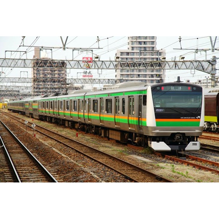 Mô Hình Tàu Hỏa Chạy Pin Takara Tomy Series E231-500 Yamanote Line (Không kèm theo đường ray, không kèm pin)